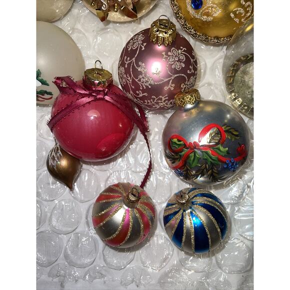 Vintage Stunning Embellished Hand painted Blown Glass Christmas Ornaments #30 - Picture 12 of 12